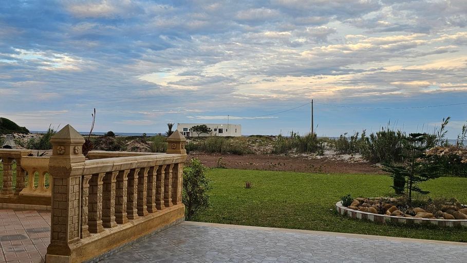 Others 5, Residence le Chateau, Haouaria