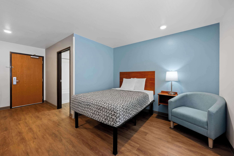 Bedroom 3, WoodSpring Suites Hobbs, Lea