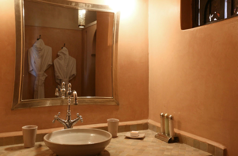 Bathroom 4, Riad Pachavana, Marrakech