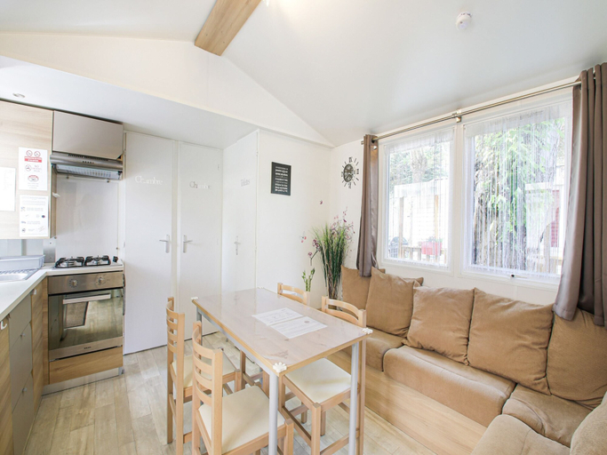 Living room 2, Swanky Mobile Home in Saint Jean de Monts, Vendée