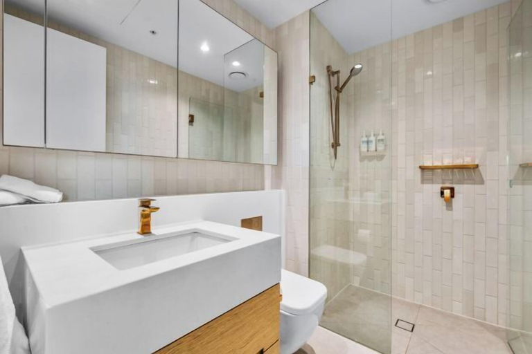Bathroom 9
