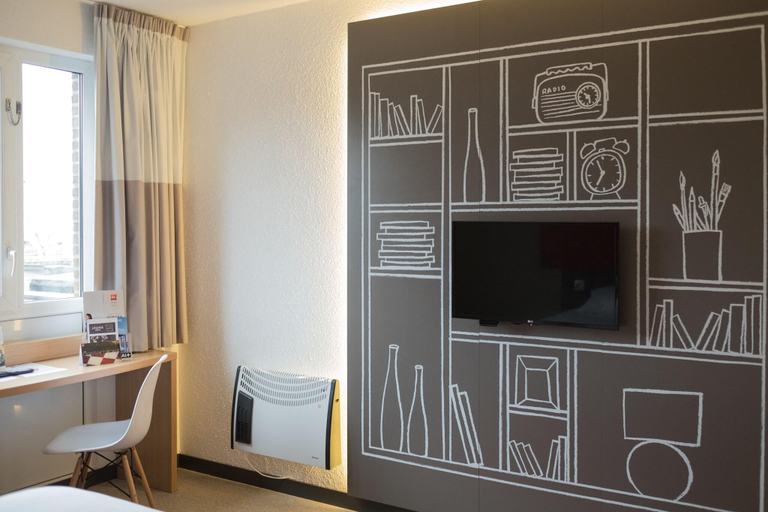 Bedroom 5, B&B HOTEL Mons Gare, Hainaut
