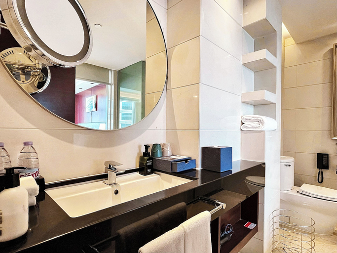 Bathroom 4