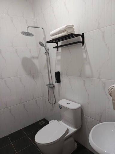 Bathroom 3