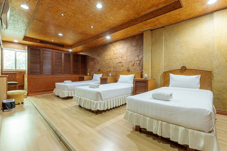 Bedroom 15