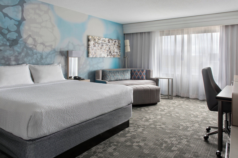 Bedroom 4, Courtyard by Marriott Newburgh Stewart Airport, Orange
