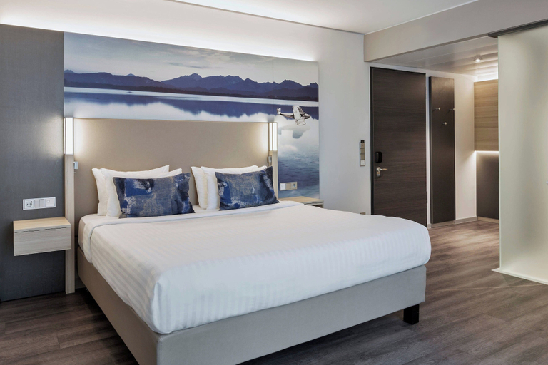 Bedroom 4, Courtyard by Marriott Oberpfaffenhofen Munich South, Starnberg