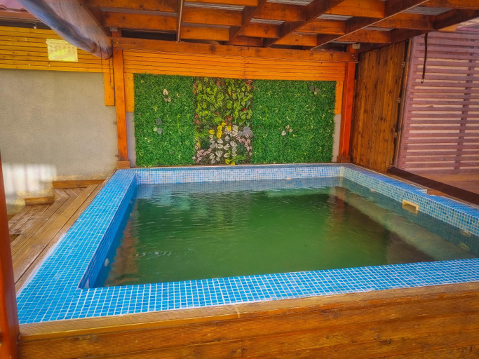 Sport & Beauty 3, Vila Alex, Tasnad