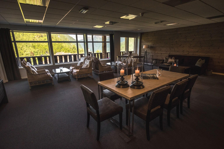 Public Area 3, Blåtind Boutique Hotel, Stordal
