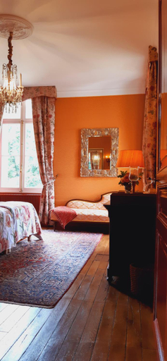 Others 4, Le Chateau du Breuil, Indre-et-Loire