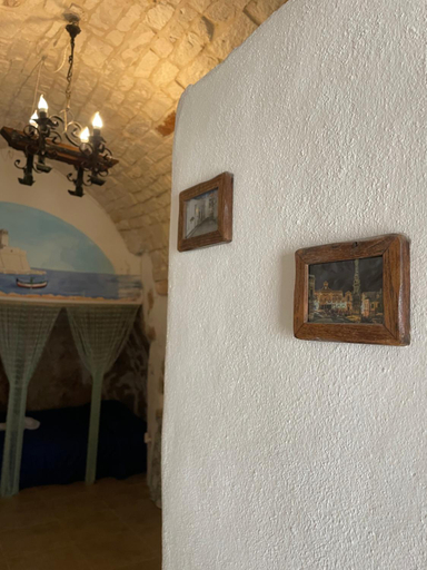 Others 3, Casa Mimmo, Brindisi