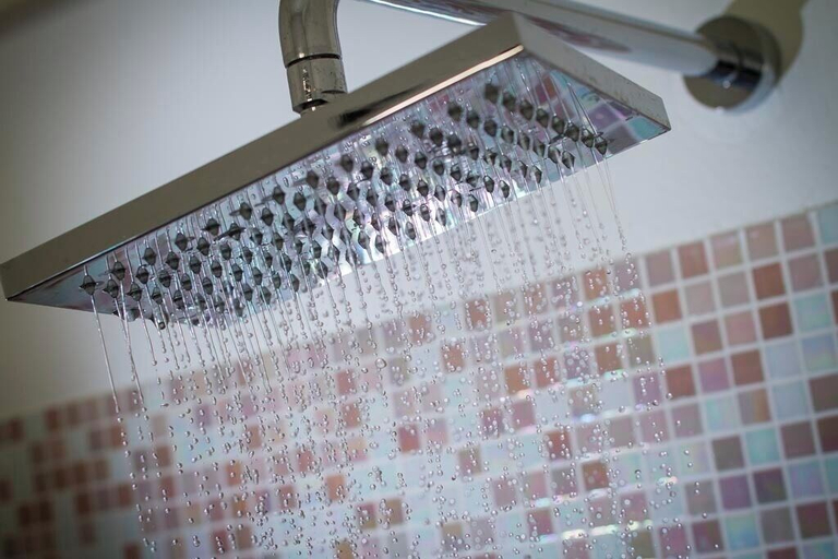 Bathroom 18