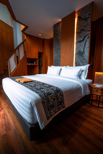 Bedroom 13
