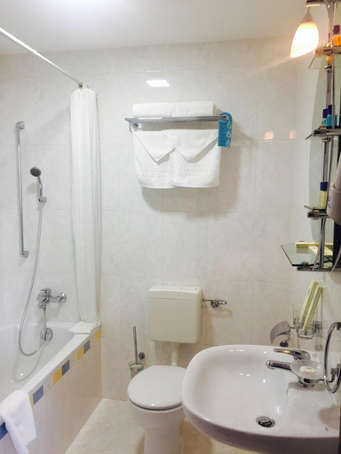 Bathroom 5, Springs Hotel, Ulan Bator