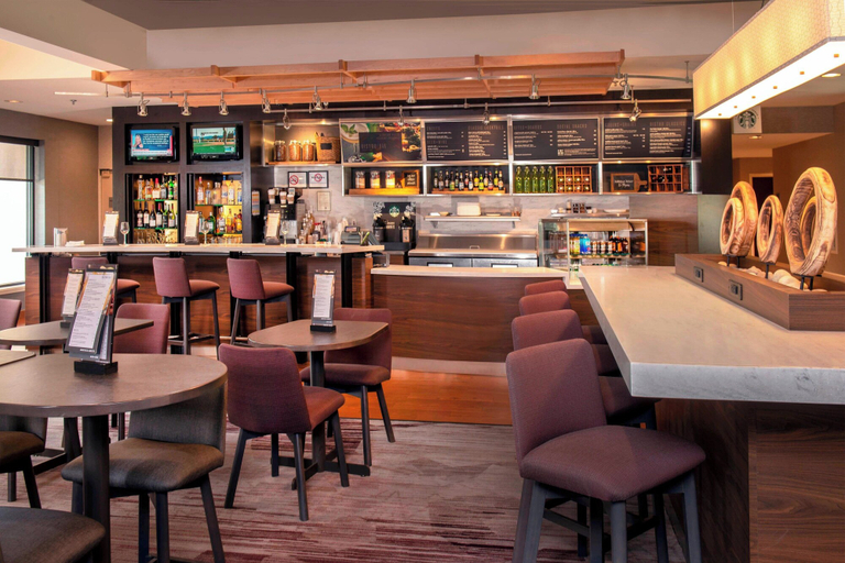 Food & Drinks 5, Courtyard by Marriott Rockville, Montgomery
