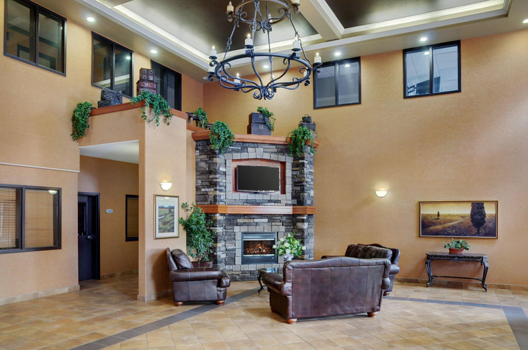 Public Area 2, Pomeroy Inn and Suites Chetwynd, Peace River