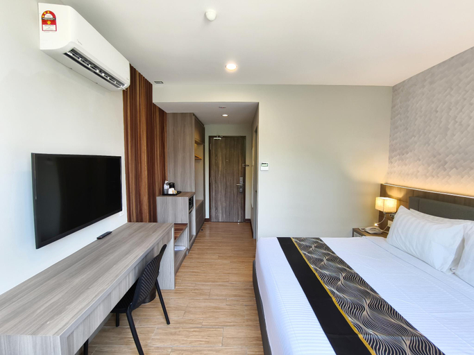 Bedroom 12