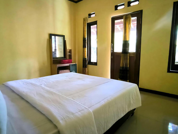 Bedroom 2, Villa Setumbu by Cocotel, Magelang