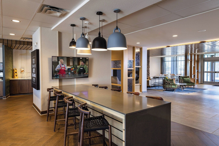 Food & Drinks 5, Fairfield Inn & Suites by Marriott Phoenix West/Tolleson, Maricopa