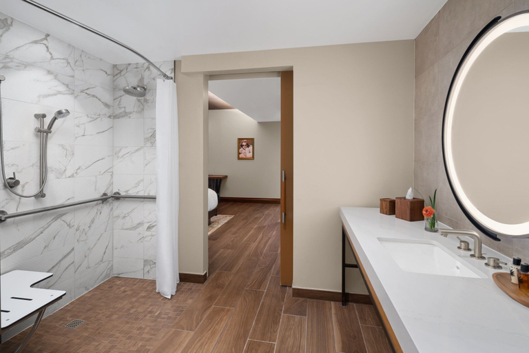 Bathroom 5, The Ben, Autograph Collection, Palm Beach