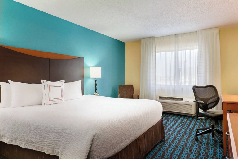 Bedroom 4, Fairfield Inn & Suites Toledo Maumee, Lucas