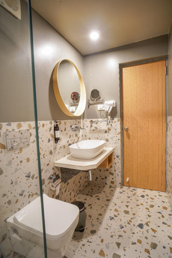 Bathroom 17