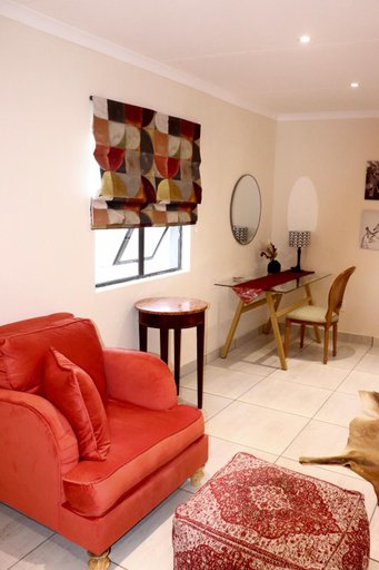 Others 4, Country Lane Farm lodge, Chris Hani