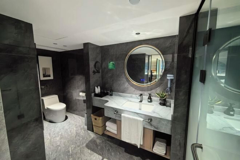 Bathroom 7