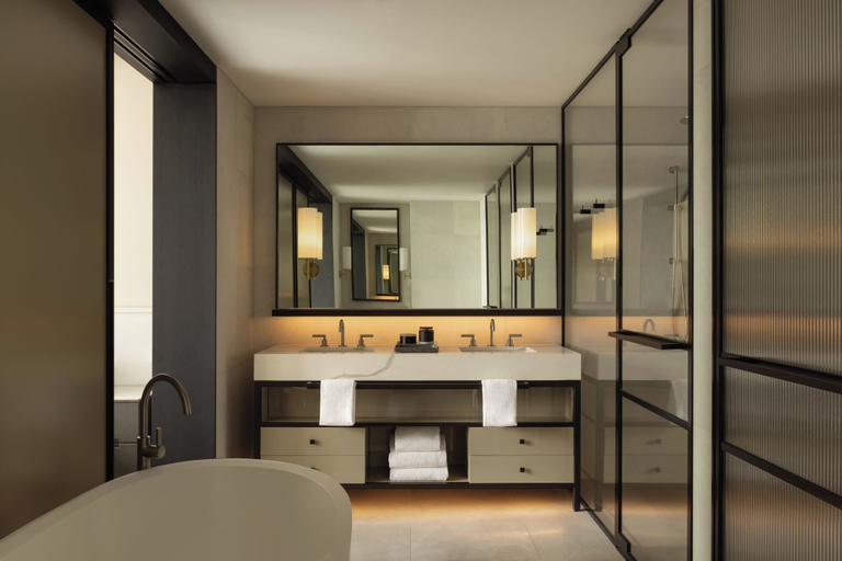 Bathroom 24