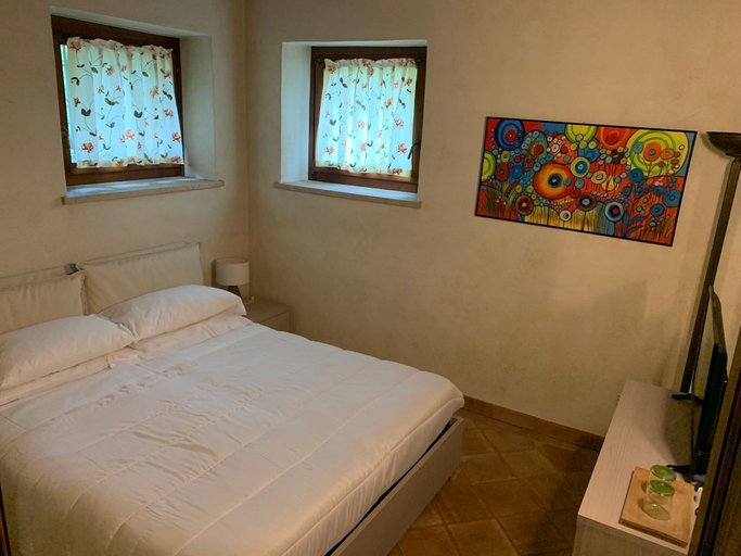 Bedroom 5, B&B Casale la Meridiana, Mantua