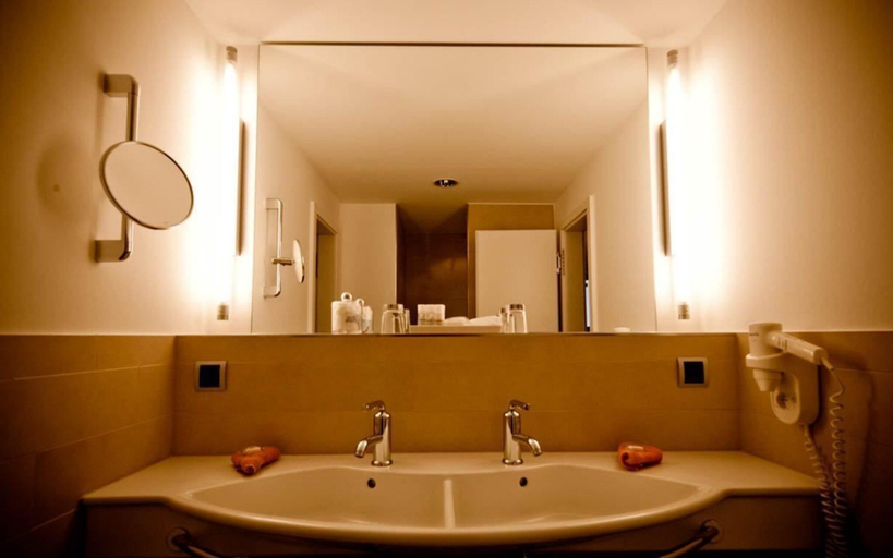 Bathroom 4, Altera Hotel Im Herbartgang, Oldenburg