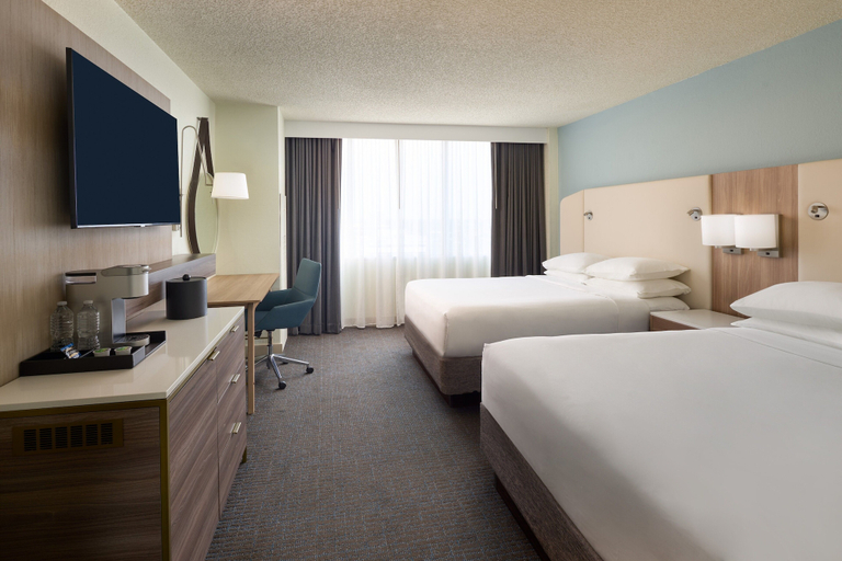 Bedroom 3, Delta Hotels by Marriott West Palm Beach, Palm Beach