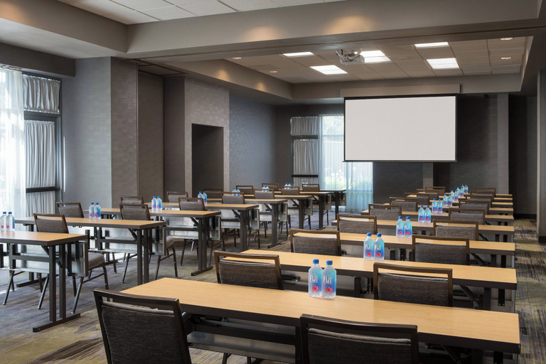 Food & Drinks 5, Courtyard by Marriott Richmond/Berkeley, Contra Costa