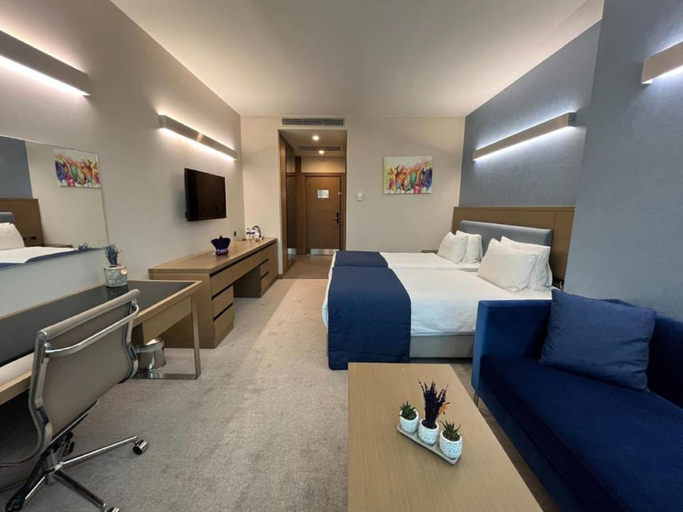Bedroom 27