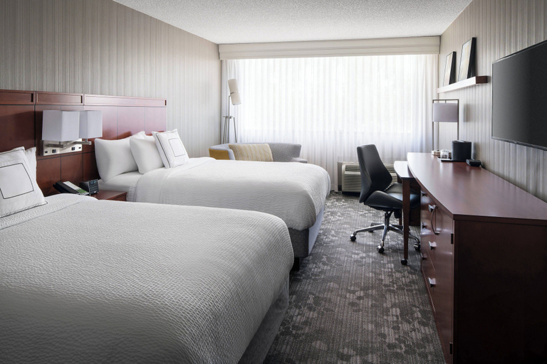 Bedroom 3, Courtyard by Marriott Richmond/Berkeley, Contra Costa