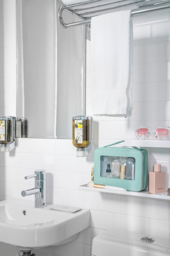 Bathroom 4, The Burrard, Greater Vancouver