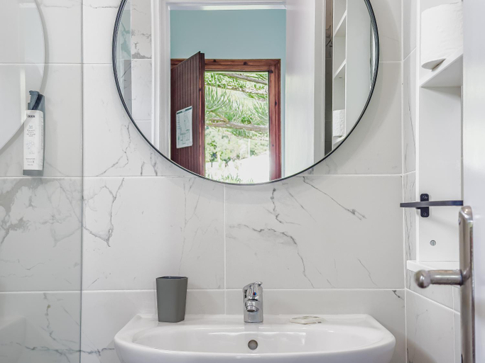 Bathroom 4, Almira Hotel, Thessaly