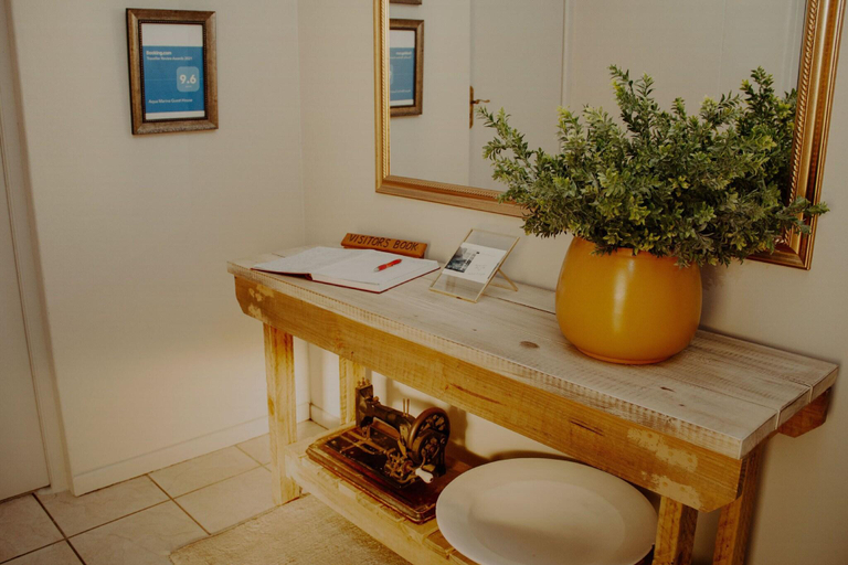 Public Area, Aqua Marina Guest House, Eden