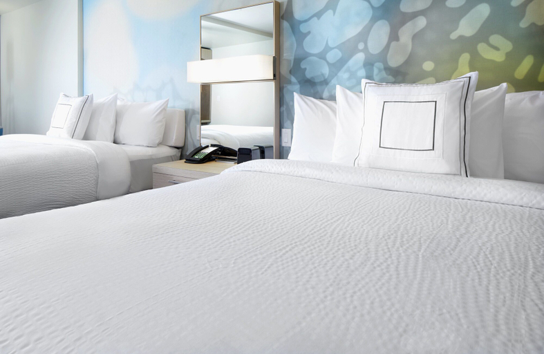 Bedroom 4, Courtyard by Marriott State College, Centre