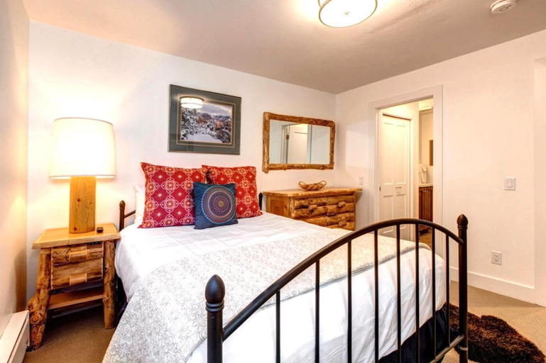 Bedroom 11