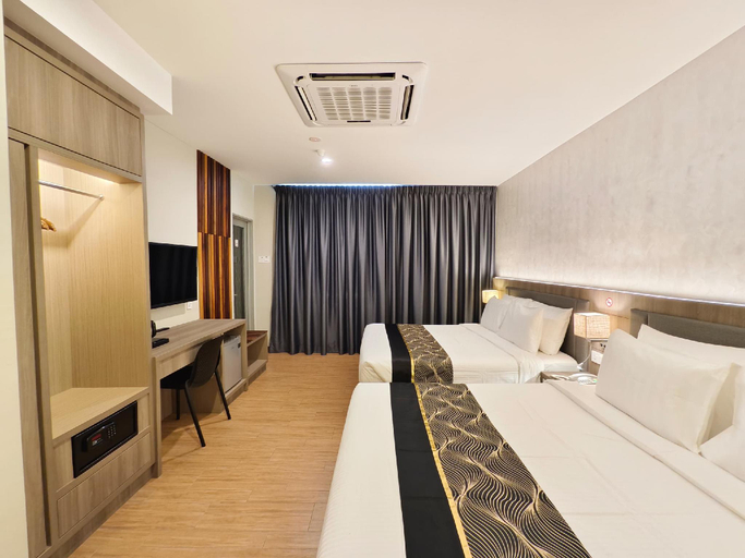 Bedroom 13