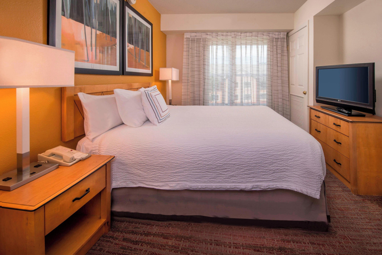 Bedroom 2, Residence Inn by Marriott Frederick, Frederick