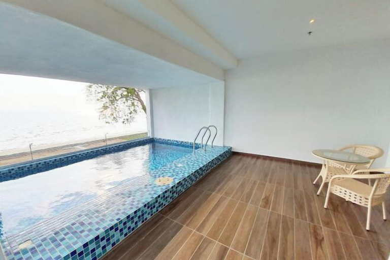Swimming Pool 17