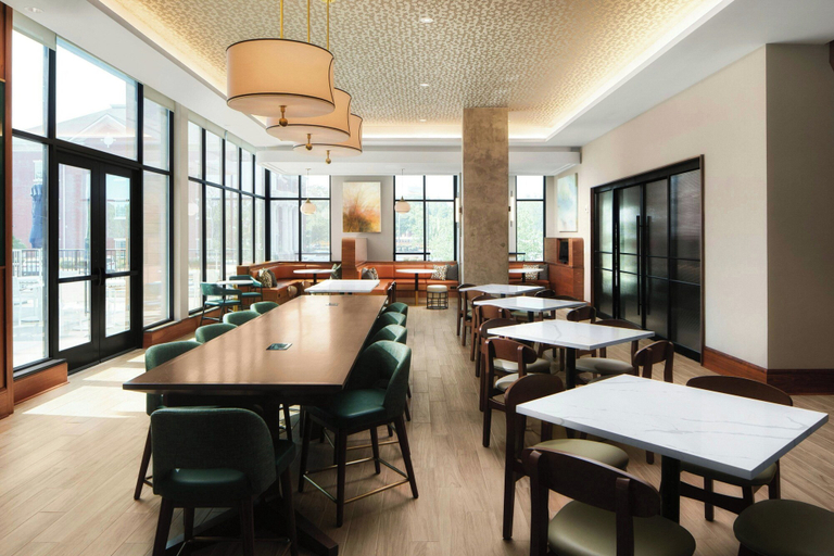 Food & Drinks 4, Courtyard by Marriott Gainesville GA, Hall