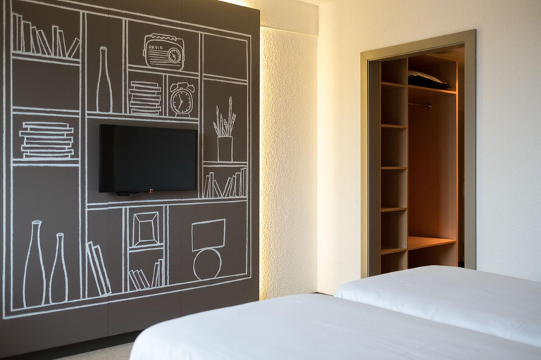 Bedroom 4, B&B HOTEL Mons Gare, Hainaut