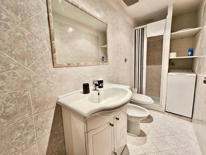 Bathroom 3, Dimora Flavia, Rome