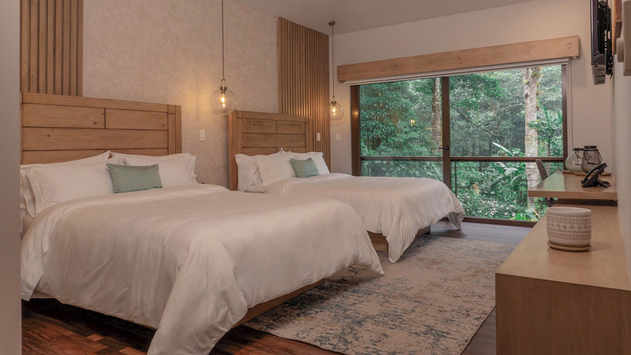 Bedroom 4, El Silencio Lodge and Spa, Valverde Vega
