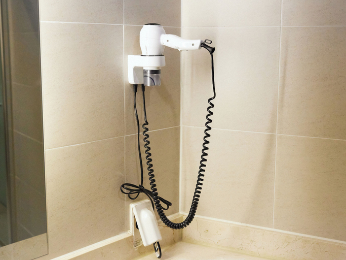 Bathroom 8