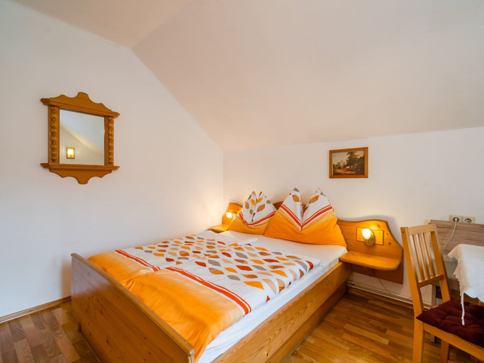 Bedroom 3, Holiday Apartment in Tropolach, Hermagor