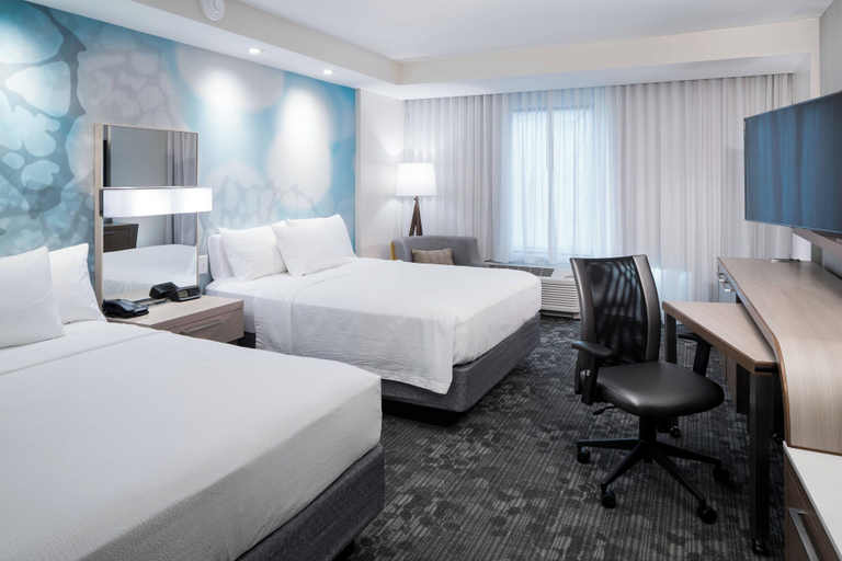 Bedroom 3, Courtyard by Marriott Hilton Head Island, Beaufort